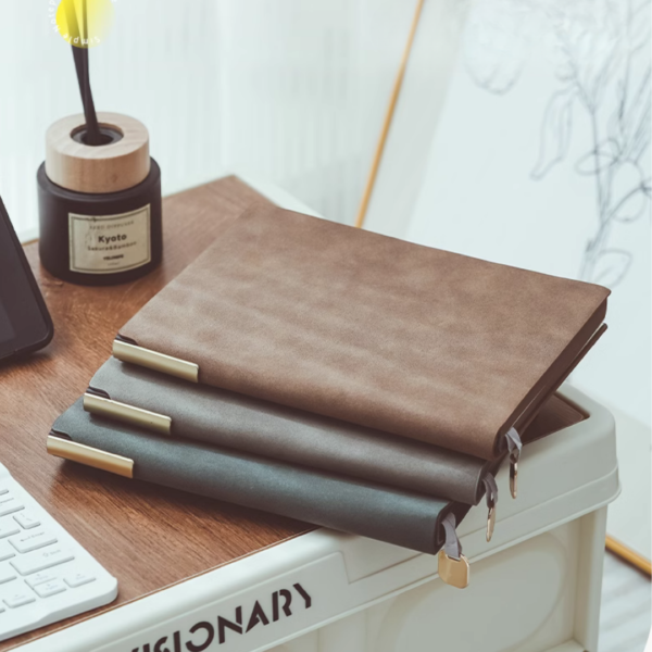 Deluxe PU Sheepskin Leather Notebook With Signature Pen With Custom Logo 21cm X15.6cm 256 Pages